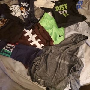 Kids 24m clothing bundle(Nike/Yankees/ etc